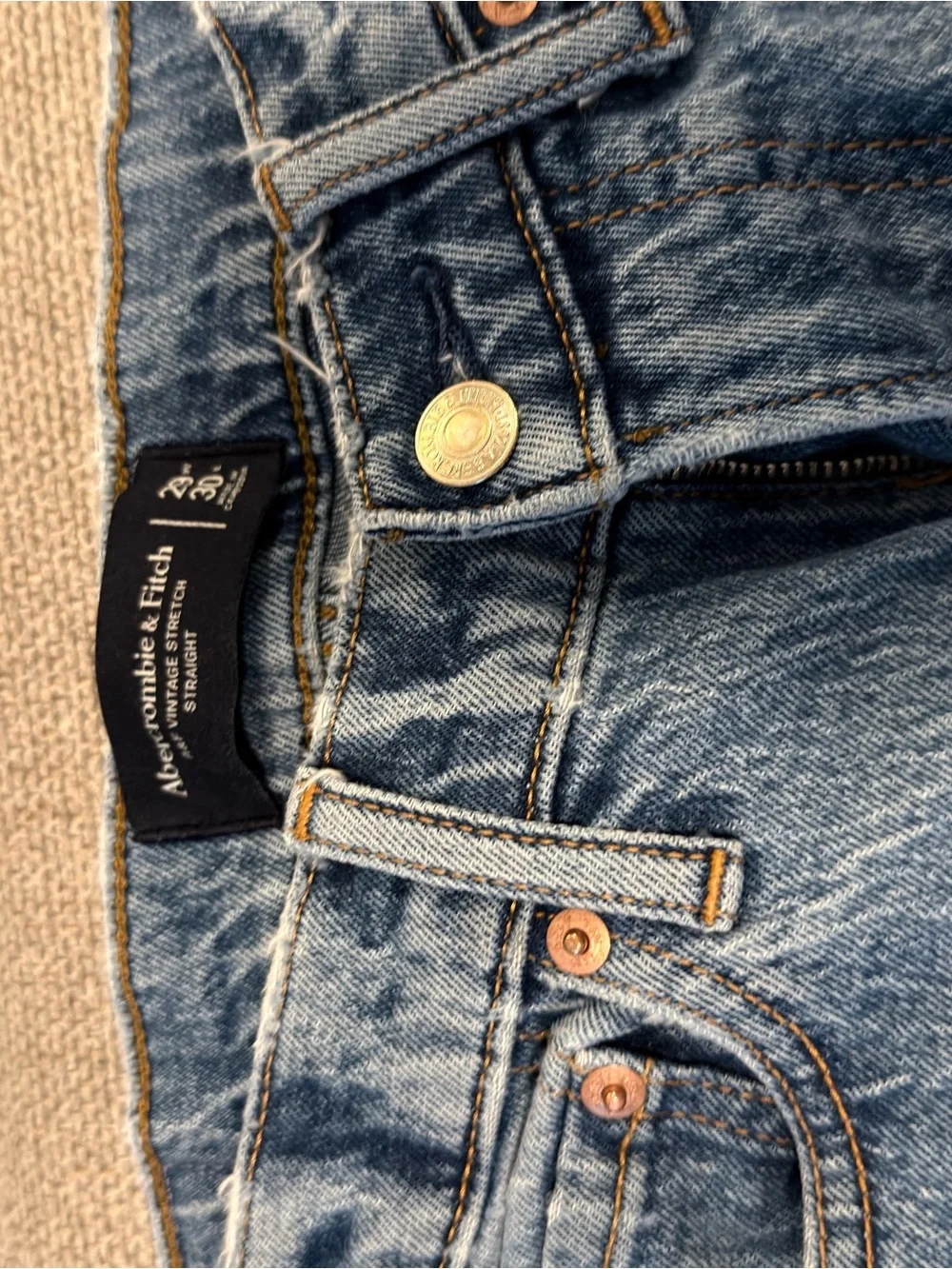 Abercrombie & Fitch relaxed silhouette